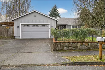 5118 NE Jarrett St, Portland, OR 97218 - Photo 1