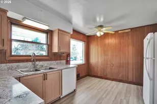 12631 SE Market St, Portland, OR 97233 - Photo 6