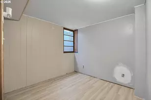 12631 SE Market St, Portland, OR 97233 - Photo 16