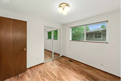 5540 SW Seymour St, Portland, OR 97221 - Photo 16