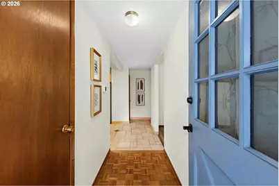 5540 SW Seymour St, Portland, OR 97221 - Photo 2