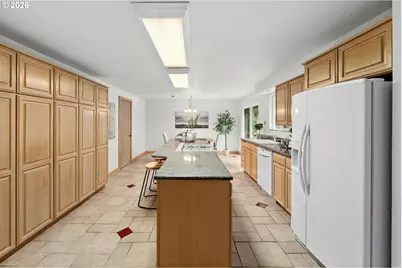 5540 SW Seymour St, Portland, OR 97221 - Photo 6