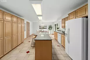 5540 SW Seymour St, Portland, OR 97221 - Photo 6