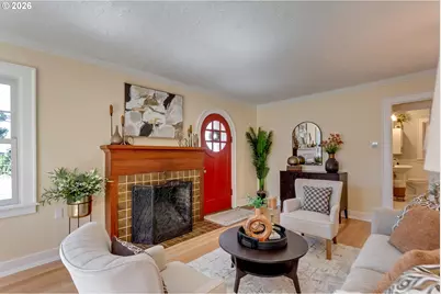 8100 SW Locust St, Portland, OR 97223 - Photo 6