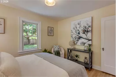 8100 SW Locust St, Portland, OR 97223 - Photo 22