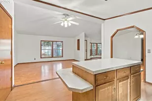 2302 SE 113th Ave, Portland, OR 97216 - Photo 16