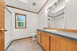2302 SE 113th Ave, Portland, OR 97216 - Photo 22