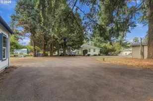 2302 SE 113th Ave, Portland, OR 97216 - Photo 28