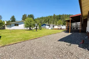 551 Agate St, Sutherlin, OR 97479 - Photo 16