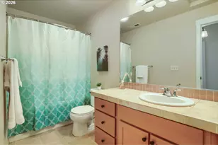 2047 NE 49th Way, Hillsboro, OR 97124 - Photo 16