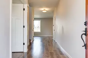 5125 Meteor Ave NE, Salem, OR 97305 - Photo 4