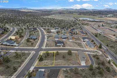 Se Greenleaf Ln, Madras, OR 97741 - Photo 4