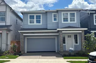 18090 SW Hoover Ln, Beaverton, OR 97003 - Photo 1