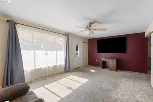 2812 W Sanders Ave, Roseburg, OR 97471 - Photo 4