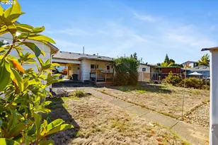 2812 W Sanders Ave, Roseburg, OR 97471 - Photo 32