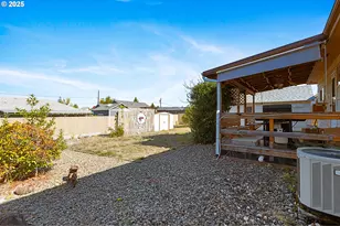 2812 W Sanders Ave, Roseburg, OR 97471 - Photo 28