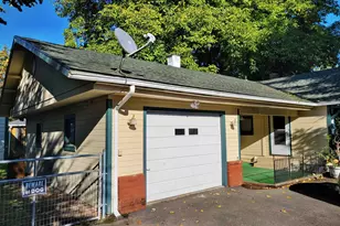 621 S 2nd St, Toledo, WA 98591 - Photo 2