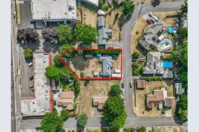 16523 SE Clinton St, Portland, OR 97236 - Photo 4