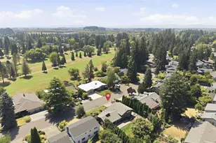4595 NW Malhuer Ave, Portland, OR 97229 - Photo 44