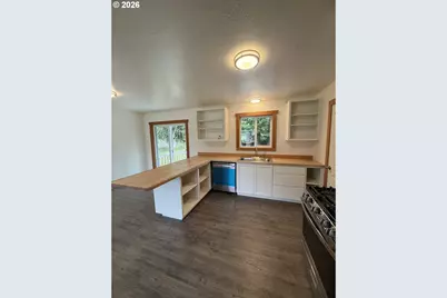 220 W Birch St, Powers, OR 97466 - Photo 14