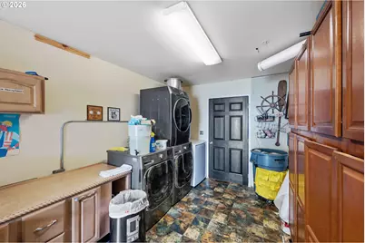 265 8th St, Winchester Bay, OR 97467 - Photo 40