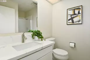 2 Essex Ct, Lake Oswego, OR 97034 - Photo 16