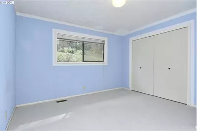 2 Essex Ct, Lake Oswego, OR 97034 - Photo 14