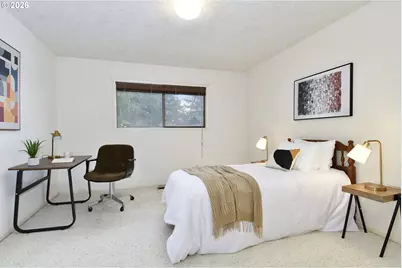 2 Essex Ct, Lake Oswego, OR 97034 - Photo 12