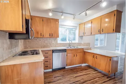 2668 Jeppesen Acres Rd, Eugene, OR 97401 - Photo 10