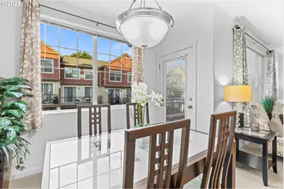 595 NW Lost Springs Ter #303, Portland, OR 97229 - Photo 12