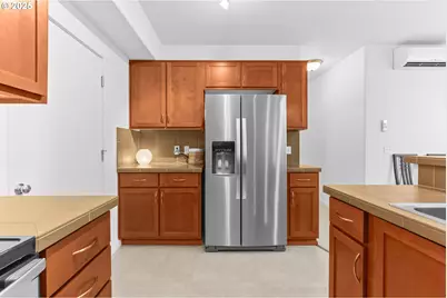 595 NW Lost Springs Ter #303, Portland, OR 97229 - Photo 24