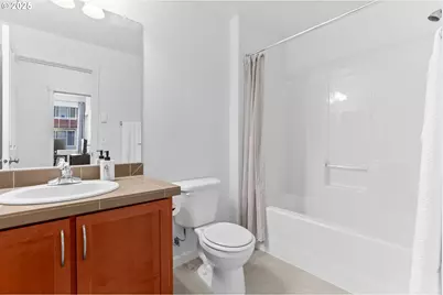 595 NW Lost Springs Ter #303, Portland, OR 97229 - Photo 32