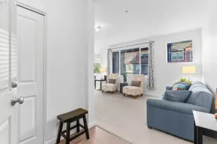 595 NW Lost Springs Terrace, Portland, OR 97229 - Photo 8