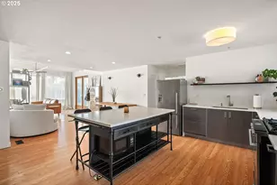 8629 NE Clackamas St, Portland, OR 97220 - Photo 18