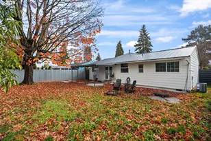 8629 NE Clackamas St, Portland, OR 97220 - Photo 30