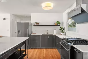 8629 NE Clackamas St, Portland, OR 97220 - Photo 16