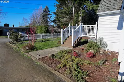 [Address not provided], Coquille, OR 97423 - Photo 38