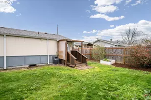 297 S 43rd St, Springfield, OR 97478 - Photo 26