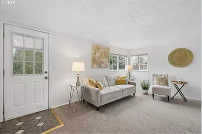 297 S 43rd St, Springfield, OR 97478 - Photo 10