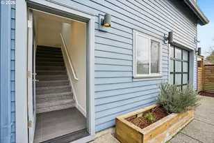 2046 SE 51st Ave, Portland, OR 97215 - Photo 32