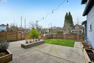 2046 SE 51st Ave, Portland, OR 97215 - Photo 42