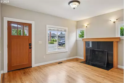 6013 NE Milton St, Portland, OR 97213 - Photo 2