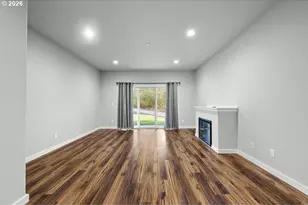 1524 SE Honeysuckle Loop, Warrenton, OR 97146 - Photo 10