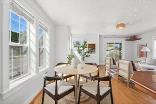 1089 SW Halsey St, Troutdale, OR 97060 - Photo 8