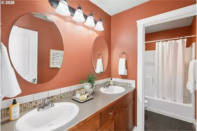 1089 SW Halsey St, Troutdale, OR 97060 - Photo 20