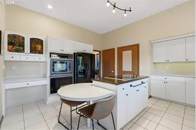 12 Saint Helens Cir, Lake Oswego, OR 97035 - Photo 14