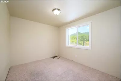 356 Sether Ave, Glendale, OR 97442 - Photo 18
