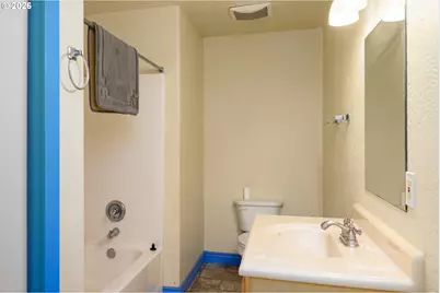 356 Sether Ave, Glendale, OR 97442 - Photo 14