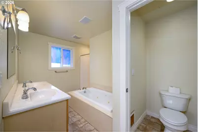 356 Sether Ave, Glendale, OR 97442 - Photo 22