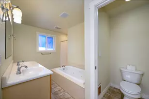 356 Sether Ave, Glendale, OR 97442 - Photo 22